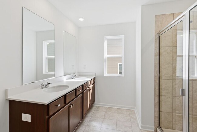 3983 Alderstone Dr, Flowery Branch, GA 30542 - photo 6