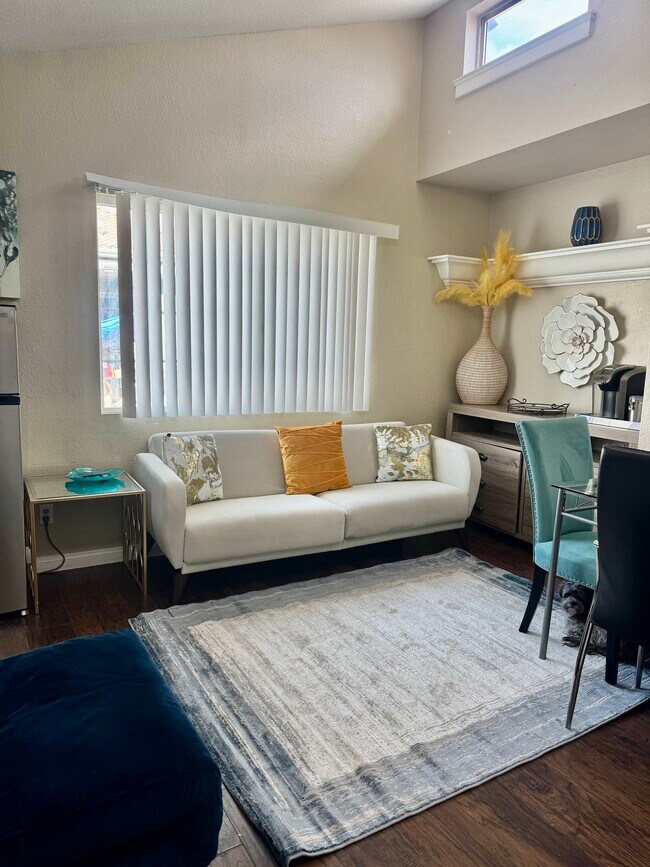 6918 Coley Ave Unit 5, Las Vegas, NV 89117