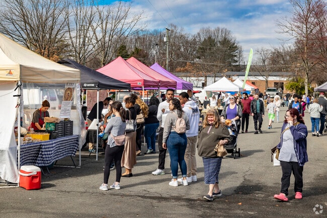 Locals like to visit seasonal markets near Powells Creek.