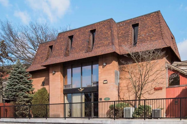 2772 University Ave unit 27, Morgantown, WV 26505 - photo 2