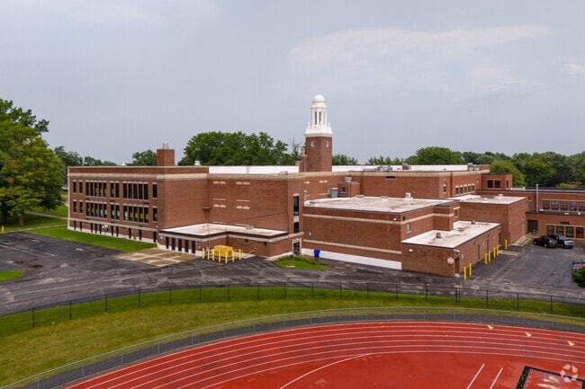 Emmet Belknap Intermediate School ranks A- in diversity on Niche.