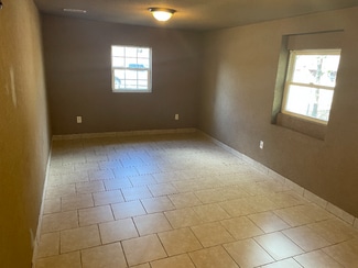 100 Magnolia Ave, Warner Robins, GA 31093