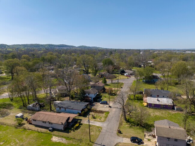 Riley has 981 residents and features mostly craftsman style bungalows and split level homes.