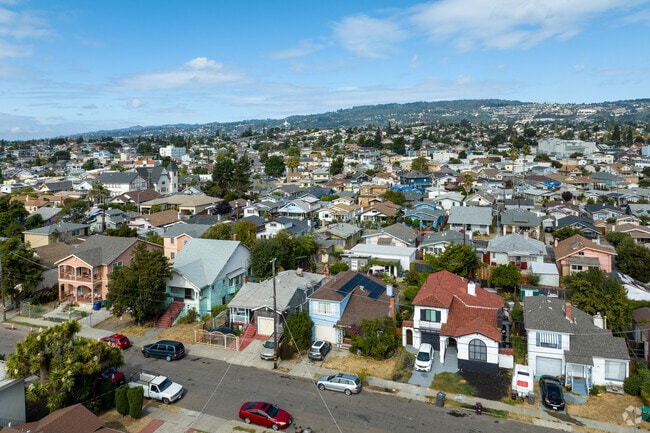 Aerial view of the Wentworth Holland neighborhood in Oakland, CA in the heart of the Bay Area.