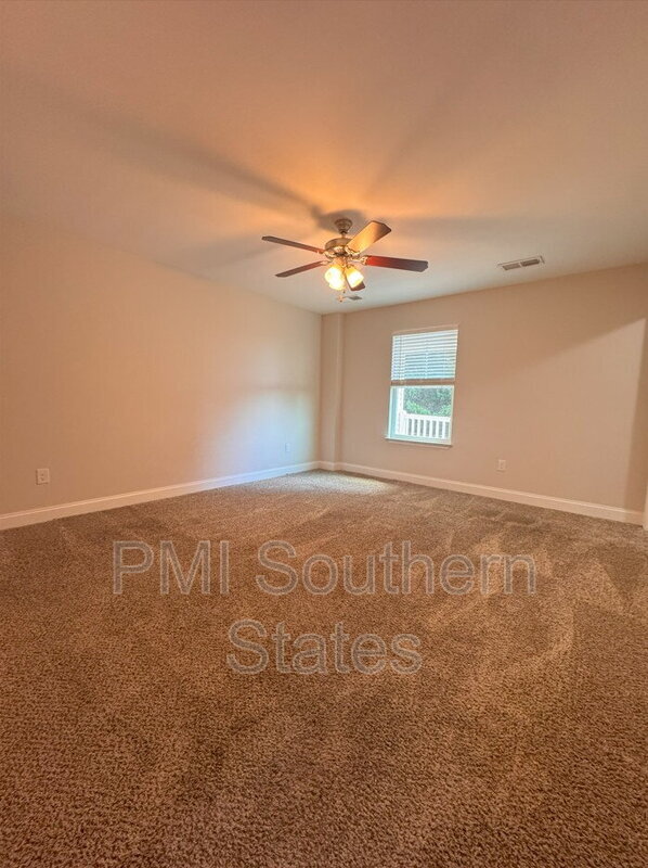 204 Walnut Hill Dr unit B, Easley, SC 29642 - photo 4