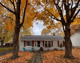 1051 Curdes Ave, Fort Wayne, IN 46805