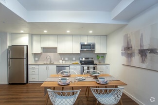 1011 S Serrano Ave, Los Angeles, CA 90006