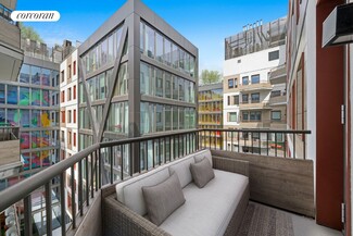 54 Noll St, Brooklyn, NY 11206