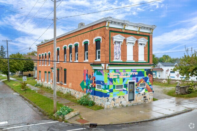 Soul City Gym is a non-profit offering boxing lessons to kids ages 5 and up in ONYX.