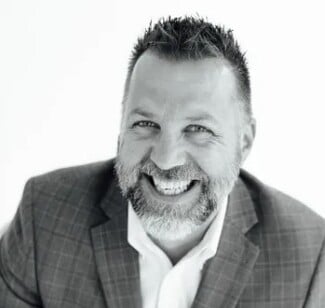 Dan Holt
