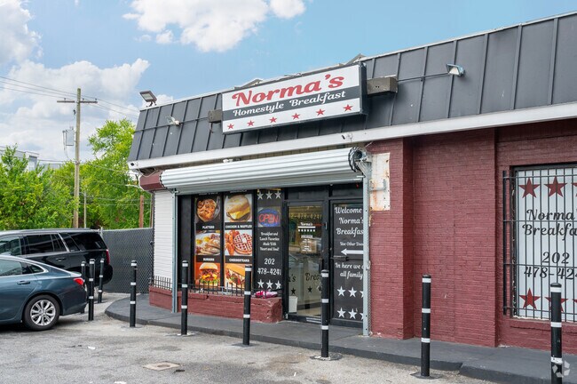 Near River Terrace, locals can get food at Norma’s Homestyle Breakfast on Minnesota Ave NE.