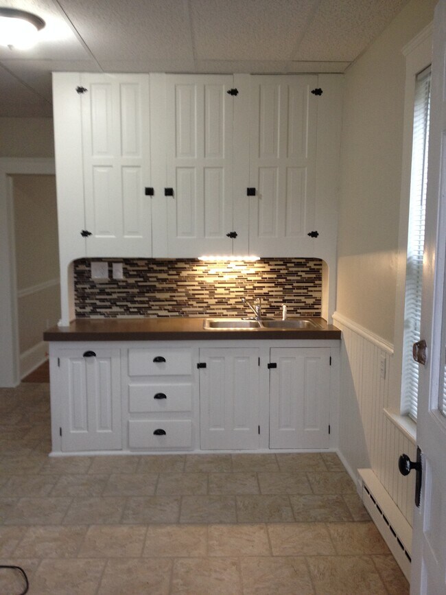 144 E 5th St unit Floor 1, Bloomsburg, PA 17815 - photo 2