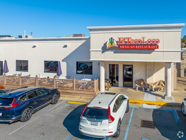 Bow Creek offers a lot of dining options, including local favorite El Taco Loco.