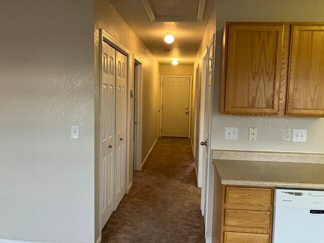 1701 Edgewater Ave unit Main, Cheyenne, WY 82009 - photo 6