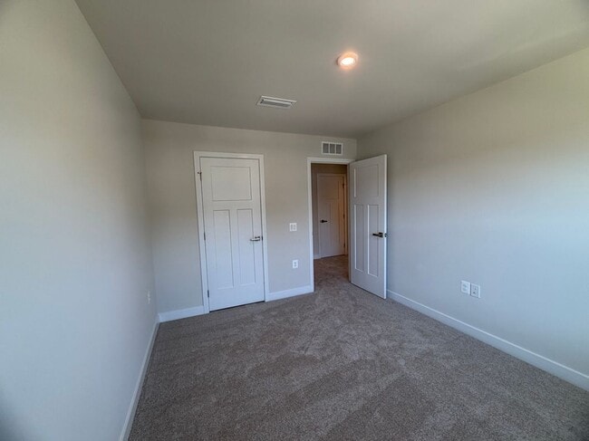 18347 Centennial Cir, Ruther Glen, VA 22546 - photo 7