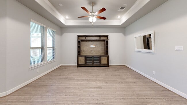 5757 Lakeside Villas Ct, Conroe, TX 77304 - photo 3