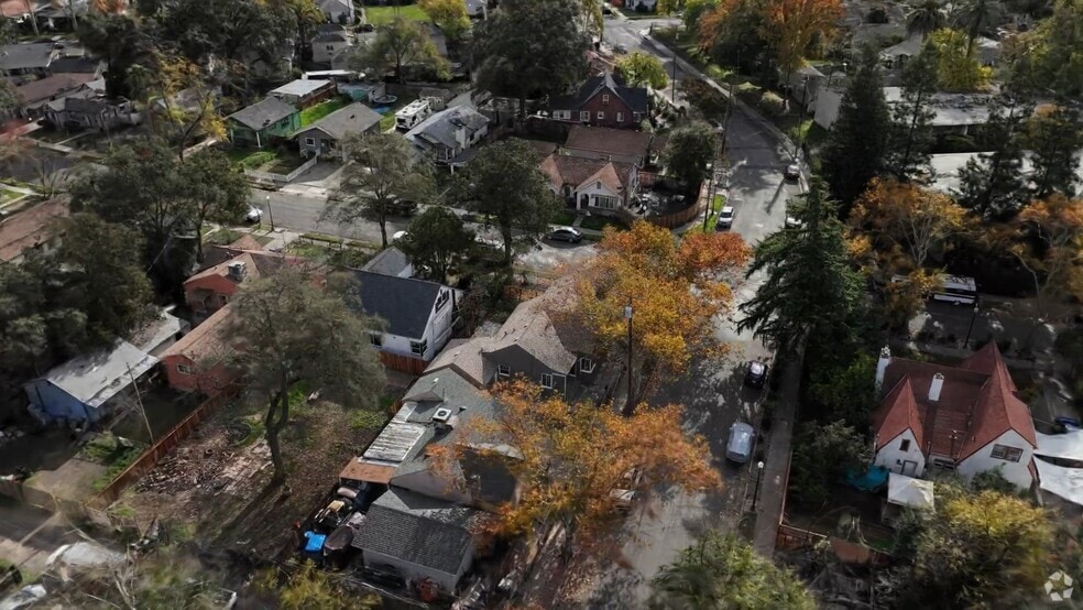 2400 Forrest St, Sacramento, CA 95815 - photo 2