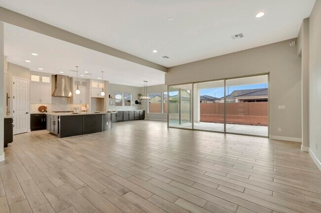 20178 W Luke Ave, Litchfield Park, AZ 85340 - photo 6