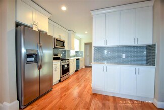5 Ayr Rd Unit 2, Boston, MA 02135