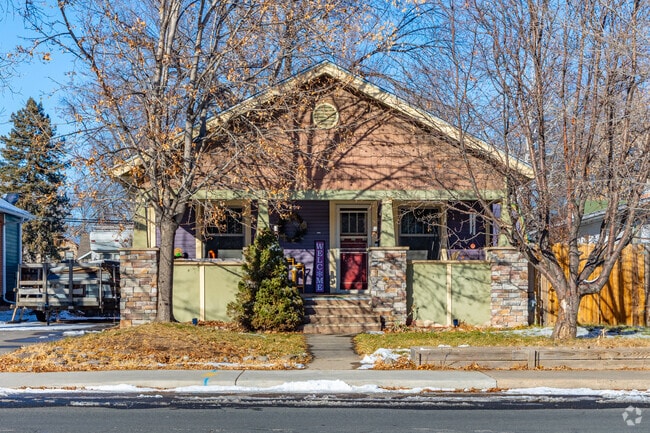 Mid-to-late 20th-century bungalows are the most common housing type in Loveland.