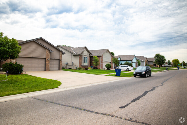 Neo-eclectic homes are very common in Tyler's Landing.