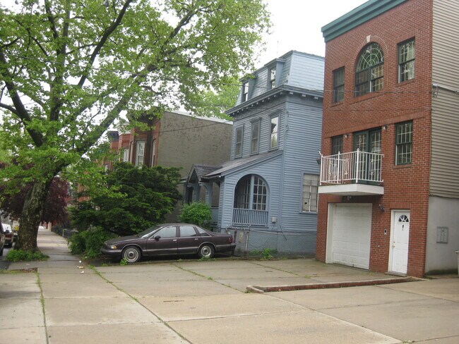 31 Emory St unit 1, Jersey City, NJ 07304 - photo 5