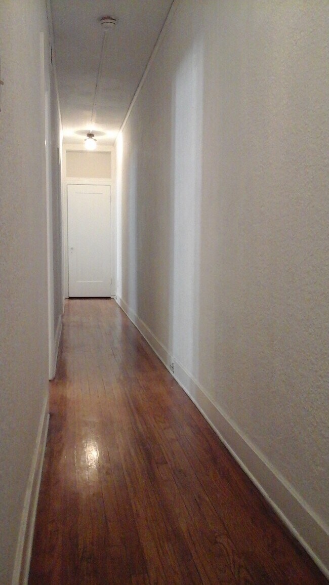427 N Genesee Ave unit 427, Los Angeles, CA 90036 - photo 7
