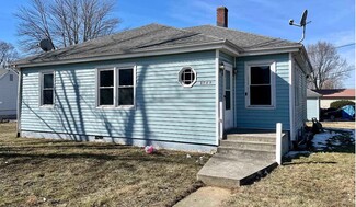 1149 N Winchester Ave, Waynesboro, VA 22980