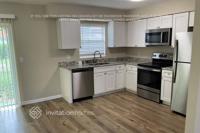 2009 E Humphrey St, Tampa, FL 33604 - photo 7