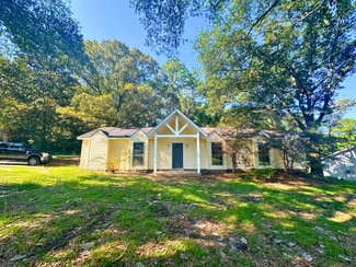 3650 Creek Dr, Mobile, AL 36619