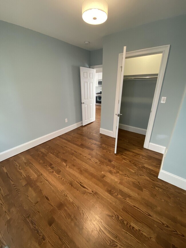 5 Hamilton Rd Unit 2, Somerville, MA 02144