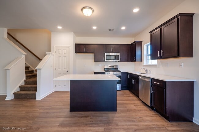 116 Scarlet Rd unit 36094585, Mountain Top, PA 18707 - photo 3