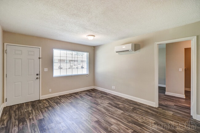 Upgraded One Bedroom