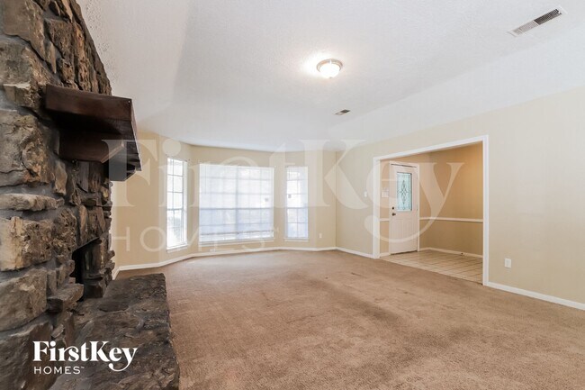 2614 Forestbrook Dr, Spring, TX 77373 - photo 5