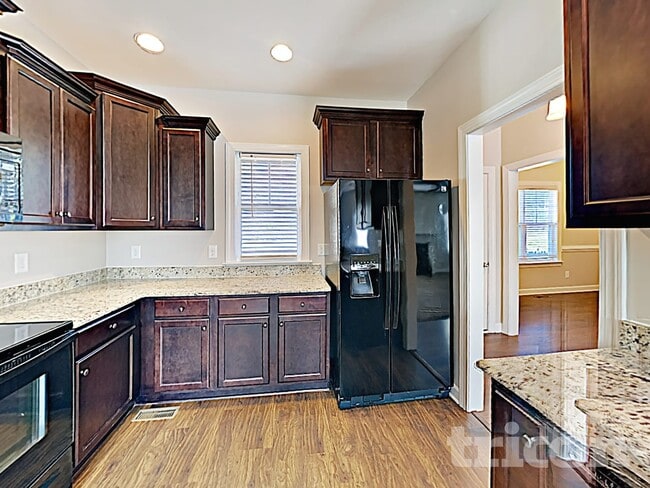 69 Diamond Creek Dr, Clayton, NC 27520 - photo 3