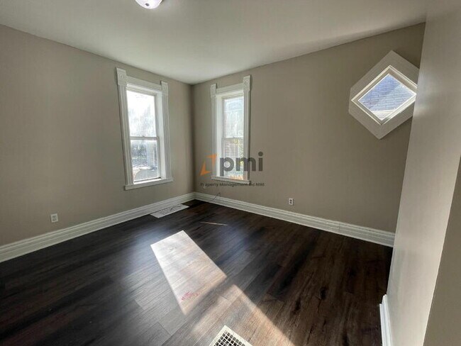 424 E 10th St unit 1, Michigan City, IN 46360 - photo 5