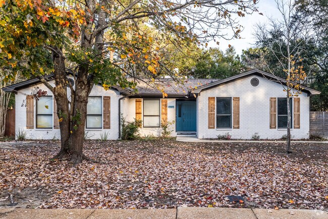 A simple brick ranch in Gulf Breeze, FL.