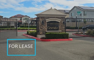 6211 E Sasha Dr, Fresno, CA 93727