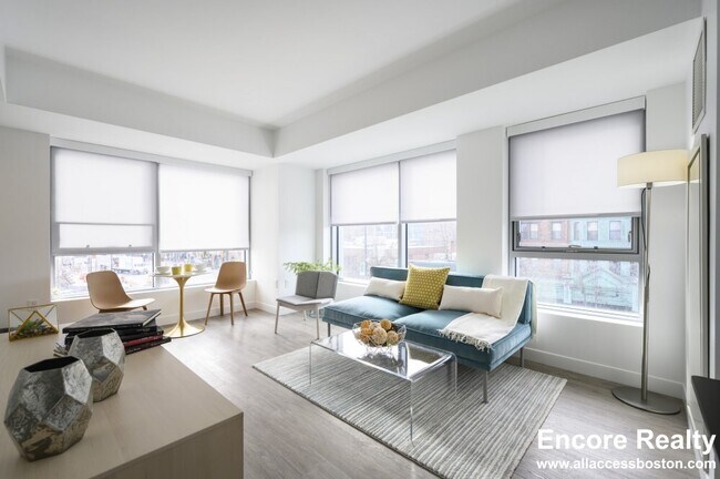 425 Massachusetts Ave unit B1 - 303, Cambridge, MA 02139 - photo 2