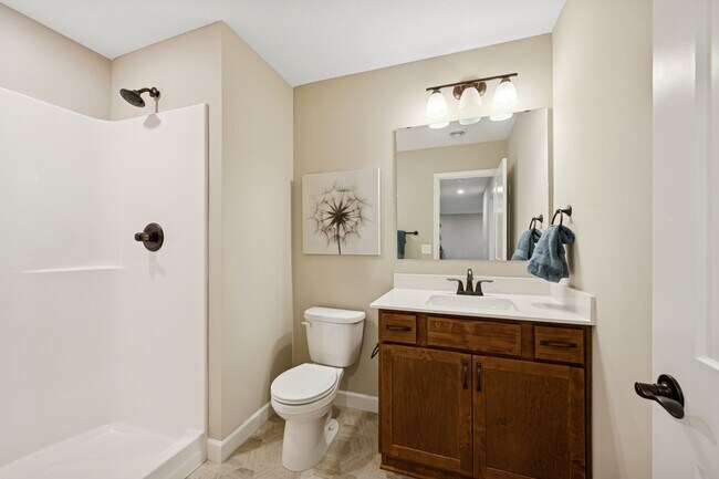 1005 7th NE unit 37173021, Isanti, MN 55040 - photo 4