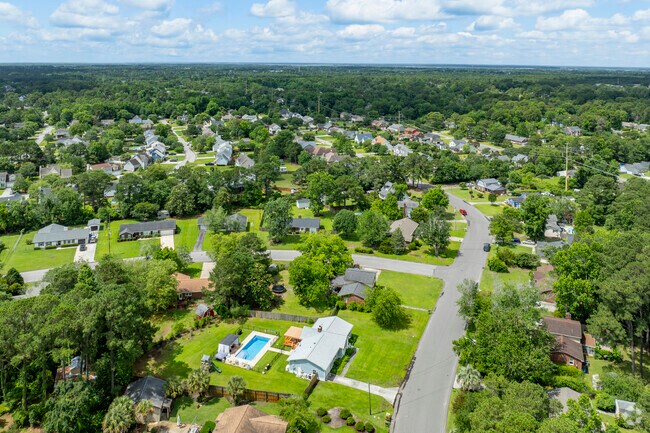 Lansdowne residents enjoy spacious yards perfect for gardening, outdoor gatherings, and quiet relaxation.