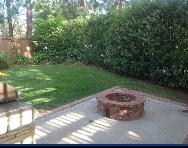 1101 Heatherview Dr, Oak Park, CA 91377 - photo 3