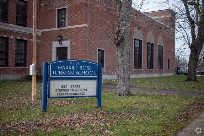 Harriet Ross Tubman Academy in Broadway-Fillmore has a C rating for teachers.