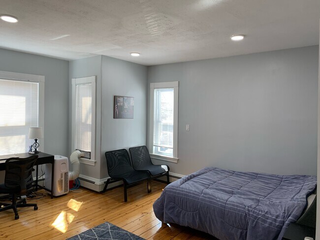 153 Chestnut St, Waltham, MA 02453 - photo 5