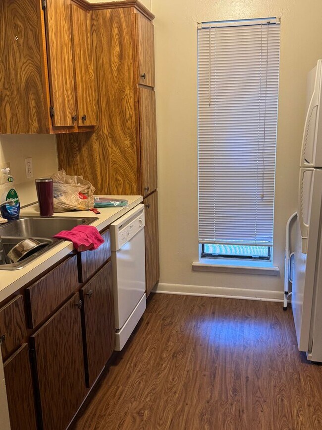 1419 Gramma Ct, College Station, TX 77845 - photo 6