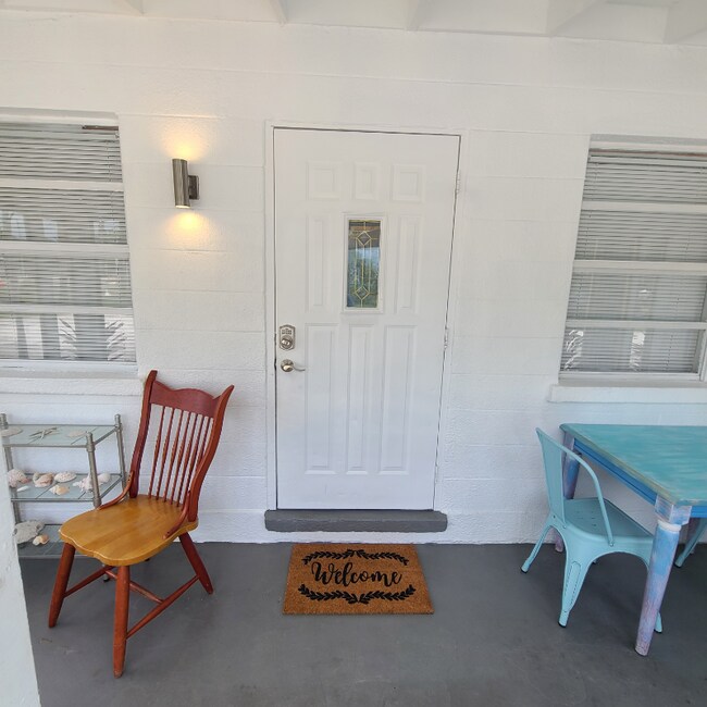 10117 Cortez Rd W unit 1, Bradenton, FL 34210 - photo 5