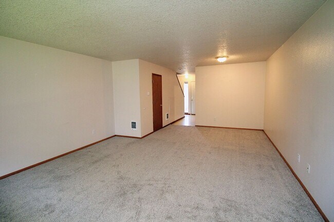 470-470 W Gloucester St unit 430, Gladstone, OR 97027 - photo 5