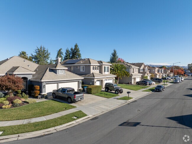 Las Animas offers cozy homes in a welcoming row.