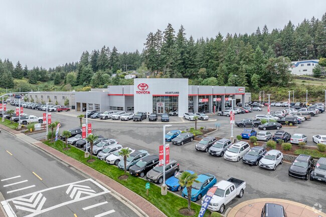 Heartland Toyota is a well established dealership offering free drinks and snacks in Pixie Park.