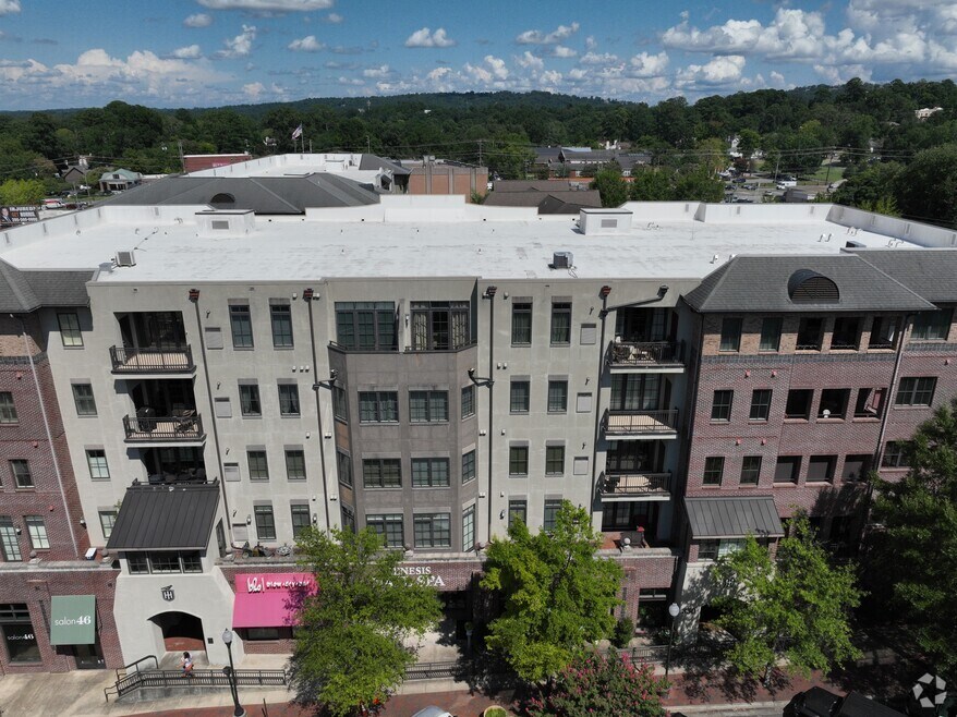 Hallman Hill unit 105, Homewood, AL 35209 - photo 2